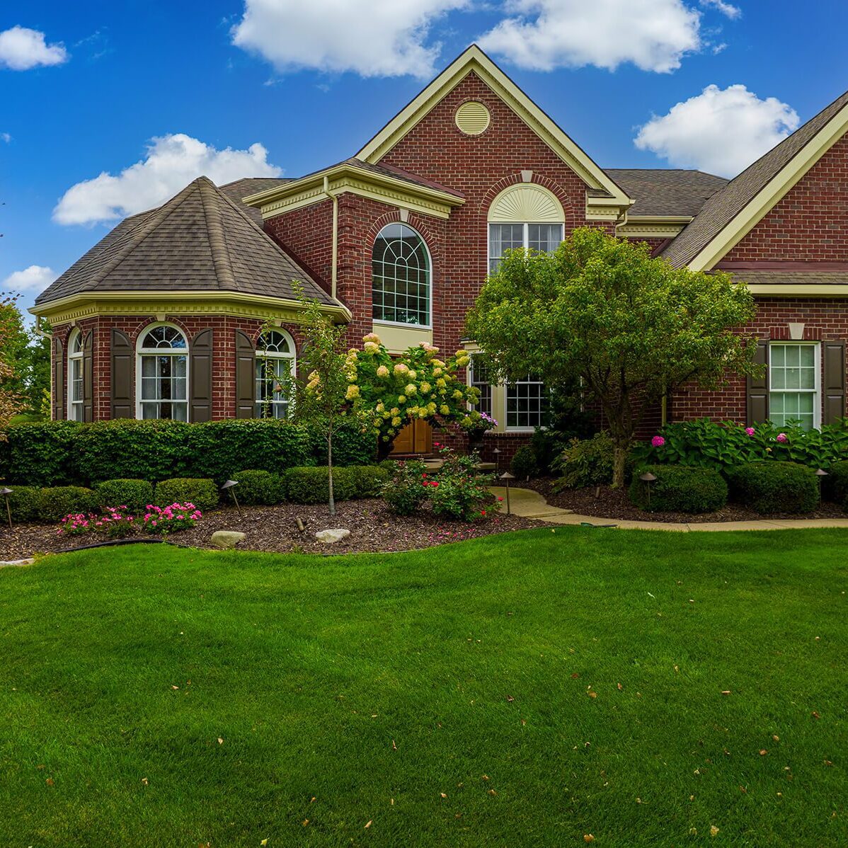 Plymouth, MI Residential Landscaping